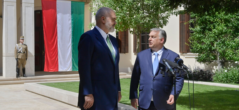Orbán: Támogatjuk Albánia uniós tagságát