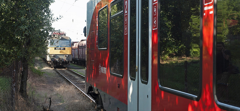 Szembemenő vonatok Dunakeszinél: az egyik masiniszta hibázhatott