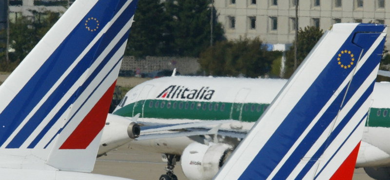 Közel háromszáz Alitalia-járatot töröltek sztrájk miatt