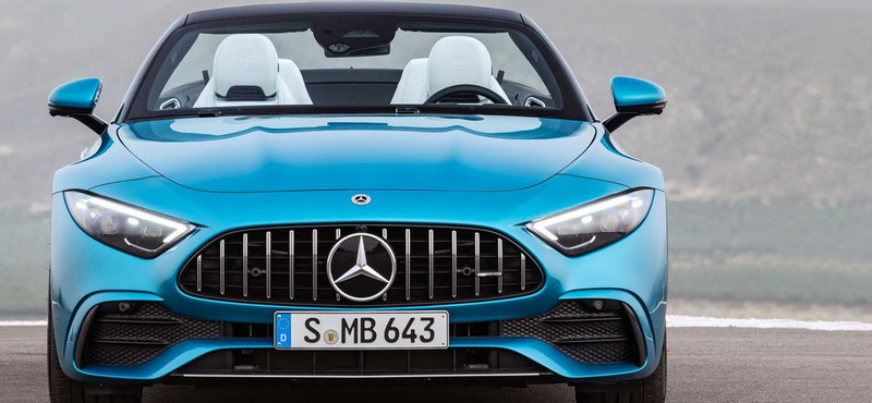 4 hengeres lágyhibrid motorral debütált a Mercedes-AMG SL 43