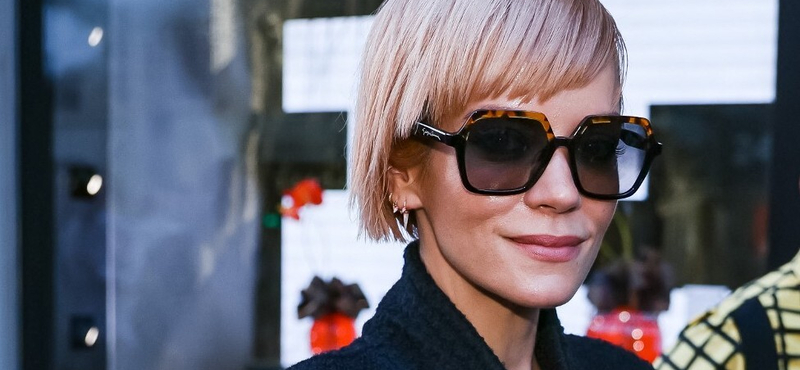 Az OnlyFansen mutogatja a lábait Lily Allen havi 10 dollárért