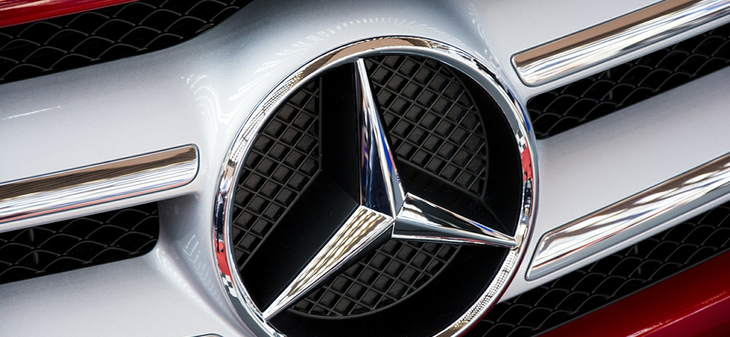 15 milliárd forintot ad a kormány a kecskeméti Mercedes újabb gyárbővítésére