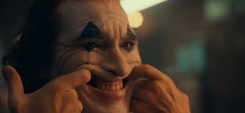 Szívszorító és mégis kőkemény a Joker-előzményfilm első trailere