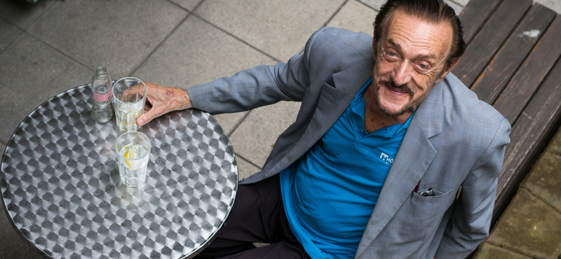 Meghalt Philip Zimbardo, a stanfordi börtönkísérlet vezetője, az emberi gonoszság és jóság kutatója