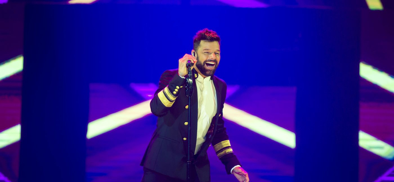 Ricky Martin ingyenkoncertet ad Budapesten, a Hősök terén