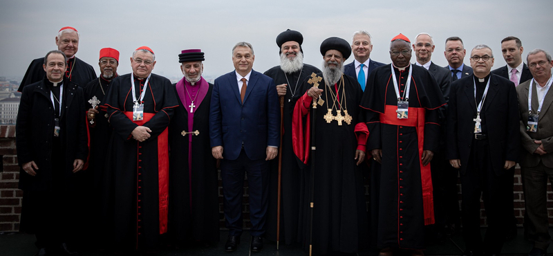 Orbán autokrataként kihasználja az üldözött keresztények helyzetét