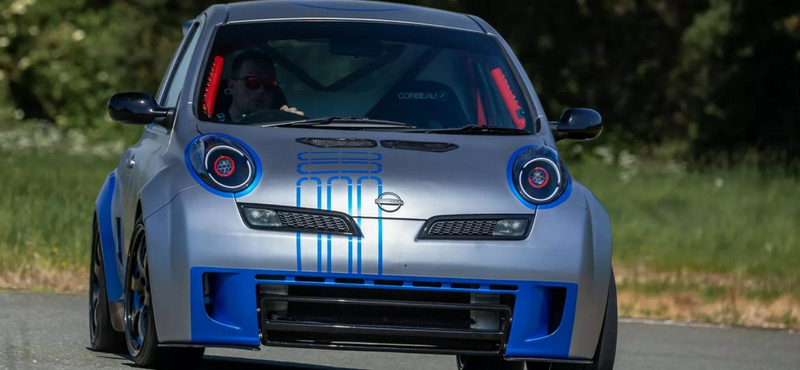 Vissza a jövőbe: 300 lóerős V6 az apró Nissan Micrában
