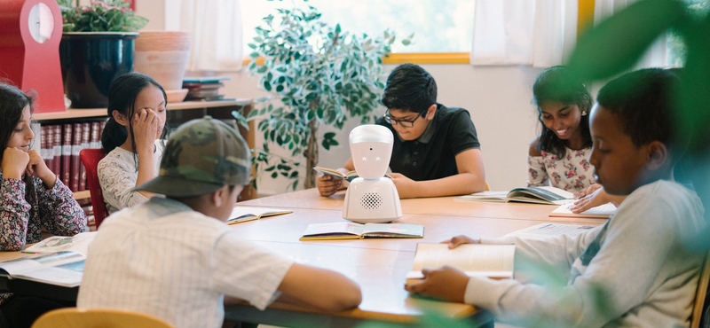 Robotdiák helyettesít egy beteg gyereket a tanórákon Bécsben