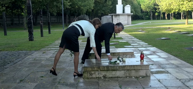 Virágot vitt Nagy Imre sírjára Orbán Viktor