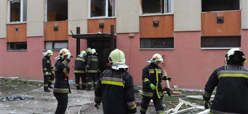 Ellopták a gázfőcsapot, berobbant a panelház