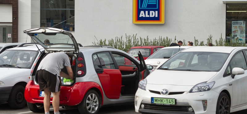 Betehet az Aldinak és a Lidlnek a szigorított plázastoptörvény