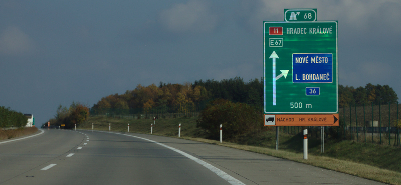 150-nel is lehet majd hajtani a cseh autópályákon