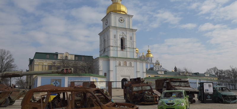 Több nyugati vezető is Kijevbe látogatott az orosz támadás évfordulójára