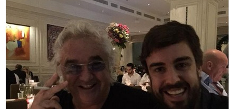 A kirúgott Ferrari-főnökön viccelődött Alonso és Briatore - fotó