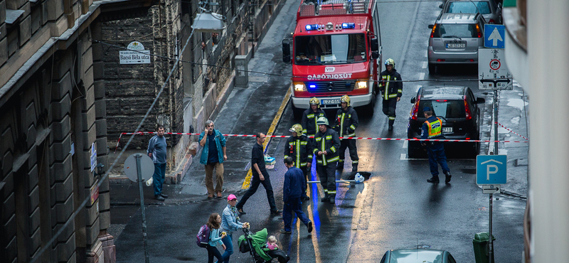 Fotó: Beszakadt az út Józsefvárosban