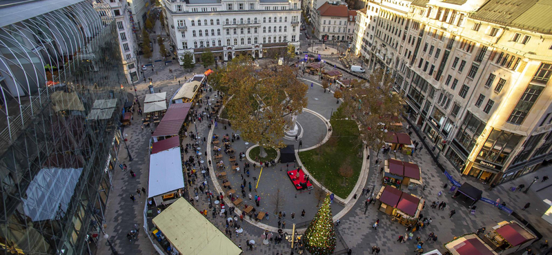 Államosítana a kormány három kiemelt budapesti közterületet, majd Rogánék javaslatára az V. kerületnek adná