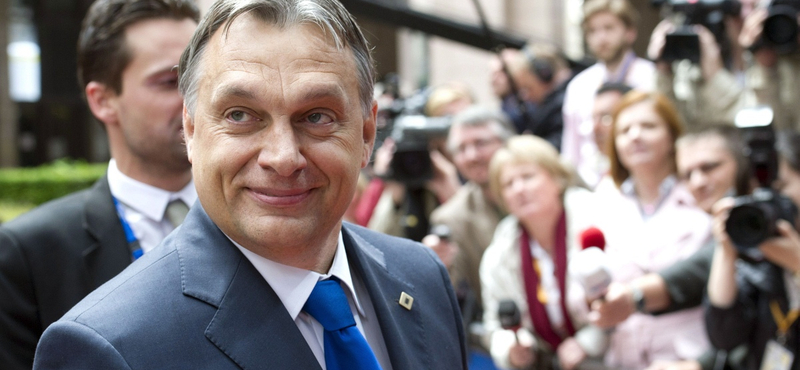 Mosolygó Orbánnal kezdődött meg az EU-csúcs – fotó