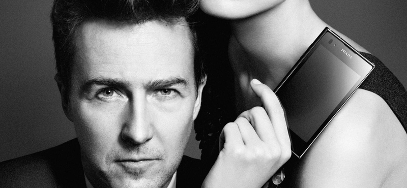 Edward Norton és Daria Werbowy a PRADA phone by LG 3.0 arcai