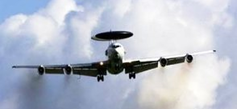 Németországból Törökországba mennek a NATO Awacs gépei