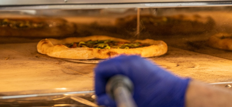 Így álltak helyt a magyarok a pármai pizza-világbajnokságon: Szabi, a pék a legjobb magyar, indult vak versenyző is