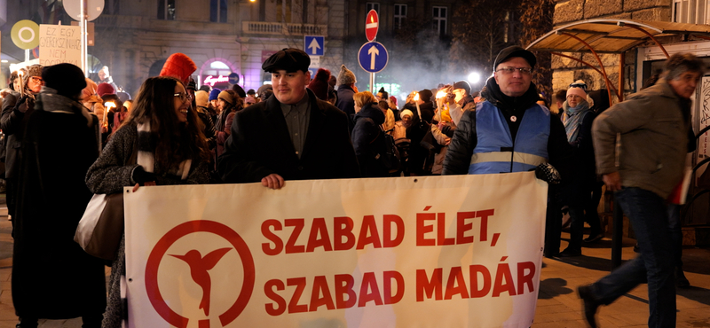 Abszurd színjáték a Kolibri ügyében: a minisztérium azzal vádolta a gyerekszínházat, hogy Brüsszelnek dolgozik – videó