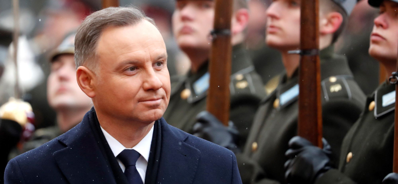 Éles jobboldali támadások a jobboldali lengyel elnök ellen