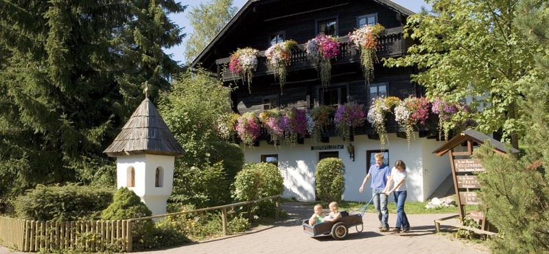 Amikor egy faluból építenek szállodát - a Dorfhotel Schönleitn vendégei voltunk