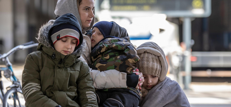 Több mint tízezren érkeztek Ukrajnából Magyarországra szombaton