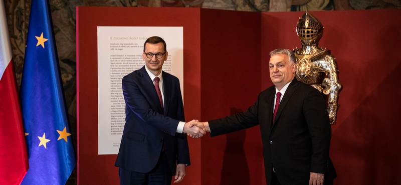 Orbán megköszönte a lengyeleknek, hogy Magyarország eddig őrizhette II. Zsigmond Ágost gyermekpáncélját