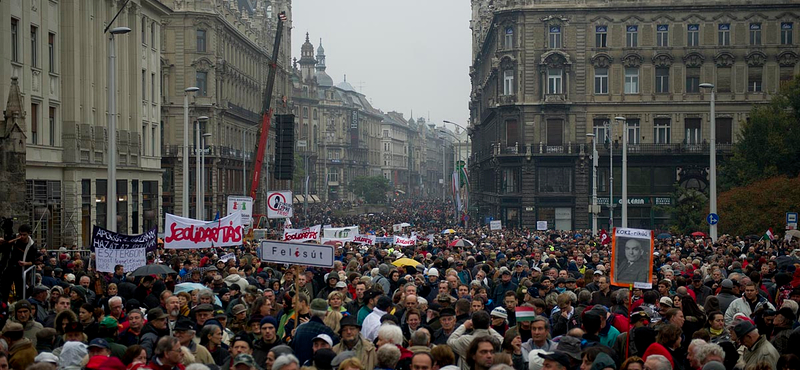 "Matolcsy, Orbán elkúrta" - szombaton tüntet a Milla is