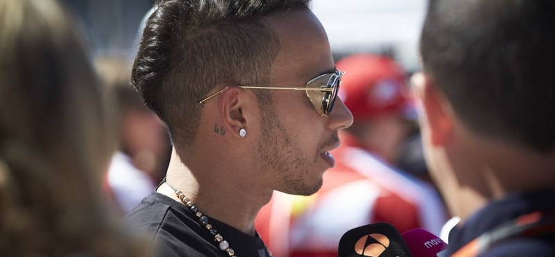 Lewis Hamilton már sajnálja a hercegnős megjegyzést