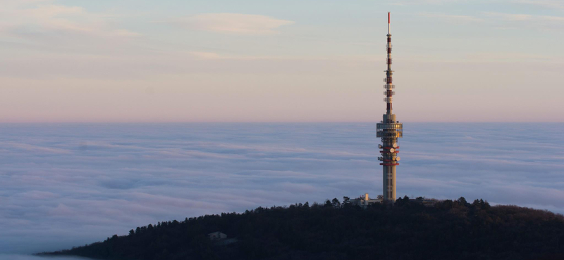 Fényárban fog úszni esténként a pécsi tévétorony, itt a látványvideó