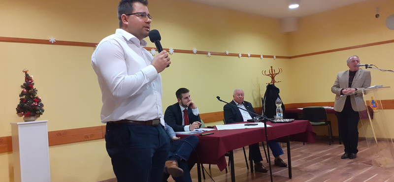 A közel egy éve letartóztatásban levő polgármester falujában sorra jönnek elő a további kényes ügyek