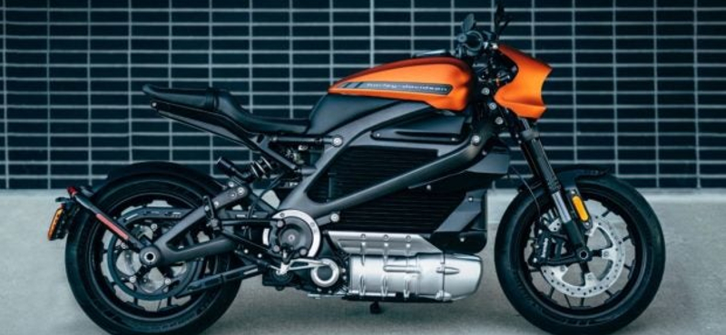 Mit tud a Tesla Model 3 az elektromos Harley-Davidson ellen?