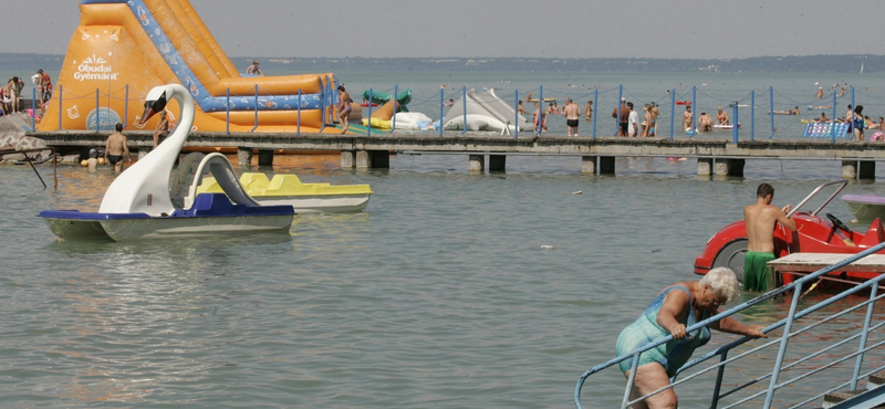 Nyolc balatoni strand kapott három csillagot