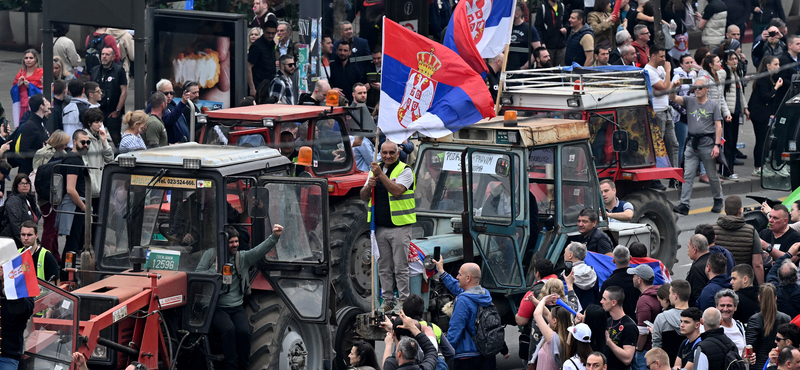 Az orosz kémszolgálatok tanácsait követik a szerbiai hatóságok a tüntetőkkel szemben