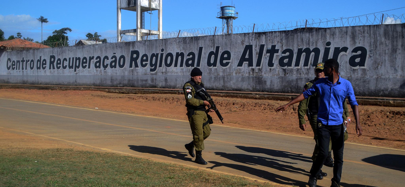 Tizenhat rabot lefejeztek egy brazil börtönlázadásban