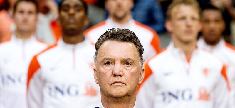 Családi tragédia miatt vonul vissza Louis Van Gaal