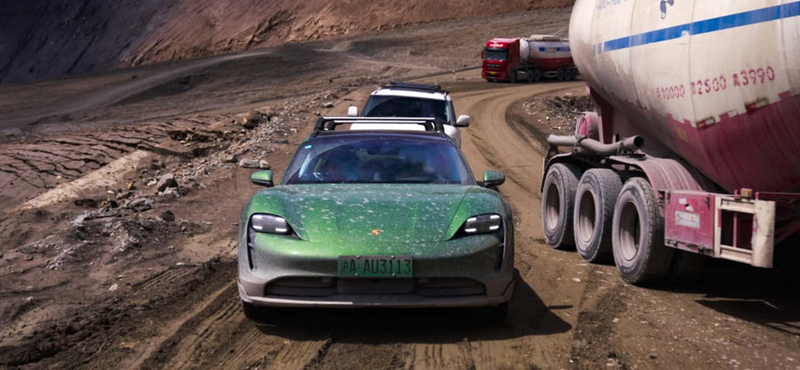 Tibetben húzta be az új villanyautós magassági rekordot a Porsche