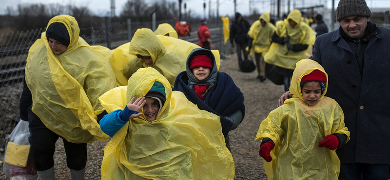 Belgrád hamarosan megkezdheti a migránsok visszatoloncolását