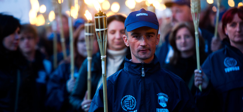 A Jobbik csökkentene a rendvédelmisekkel szembeni elvárásokon