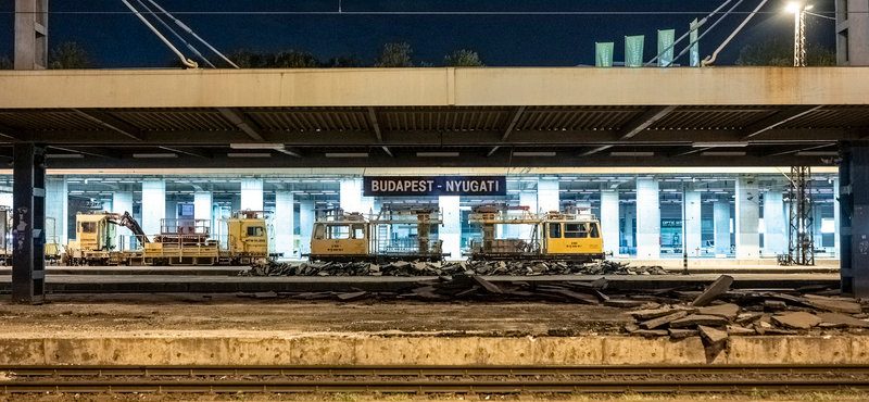 Belső vizsgálatot indít a MÁV, miért omlott össze a közlekedés a Nyugati felújítása után