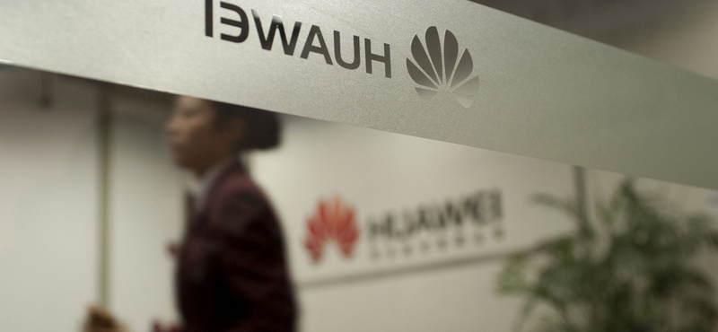 Váratlan helyről kapott pofont a Huawei