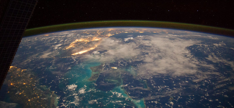 Fényekből rajzolódik ki Florida kontúrja az űrből – NASA-fotó