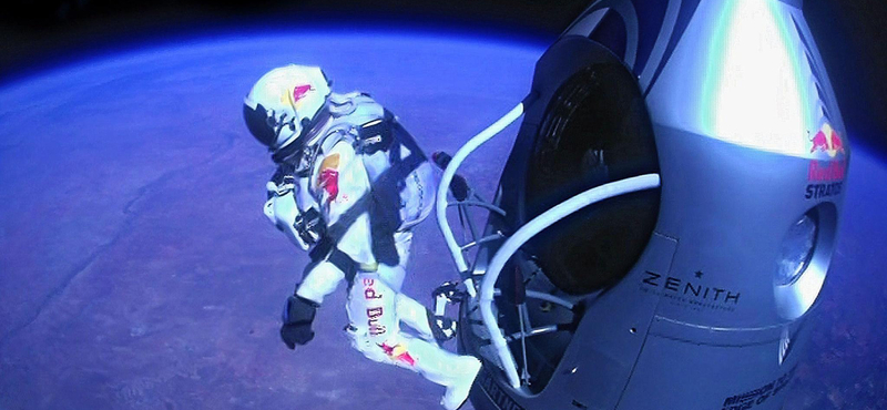 10 éve ugrott le a világűr széléről Felix Baumgartner, dokumentumfilm készült róla