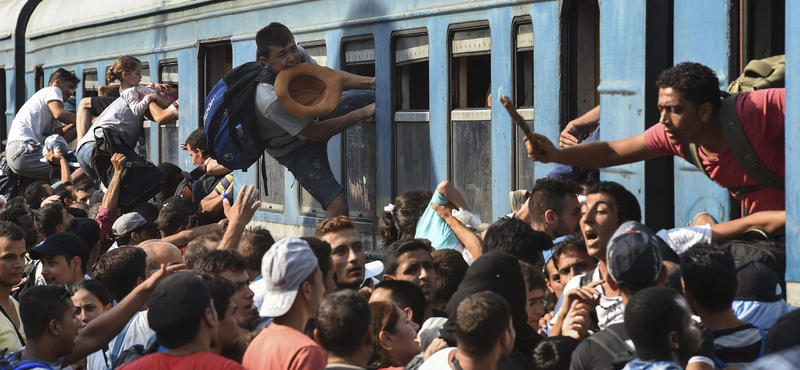 Rendkívüli állapot Macedóniában a menekültek miatt