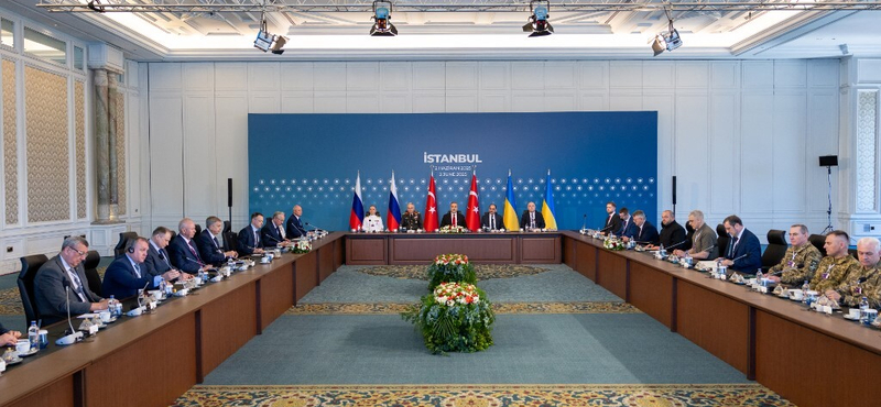 Ismét csak fogolycseréig jutottak az oroszok és az ukránok Isztambulban