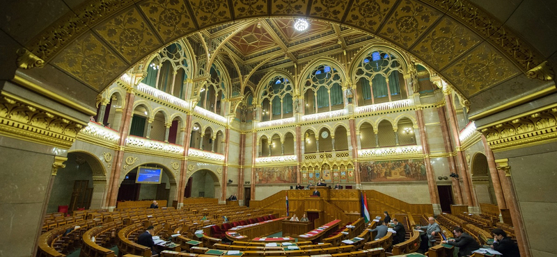 A keresztényüldözéstől zengett a parlament