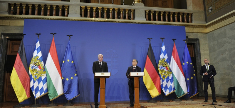 Orbán: Nem Merkel ellen ültünk össze a bajor miniszterelnökkel