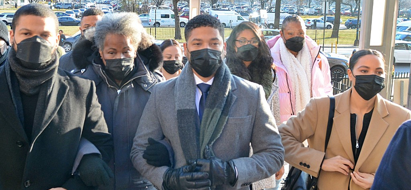 Maga ellen rendezett gyűlöletbűncselekményt Jussie Smollett, bűnösnek találta az esküdtszék